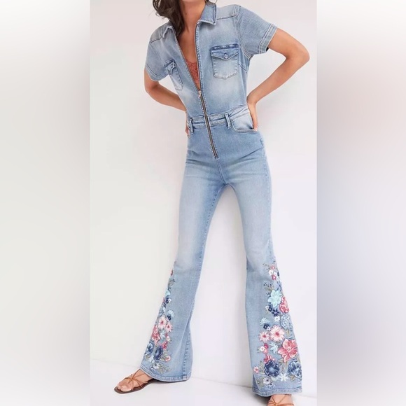 Free People Driftwood Embroidered Denim Jumpsuit Floral Pockets Slim Flare Blue - Picture 3 of 6